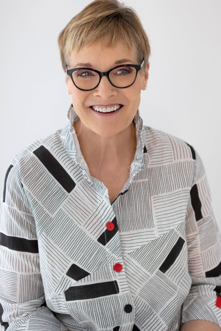 Deanna Nowadnick author